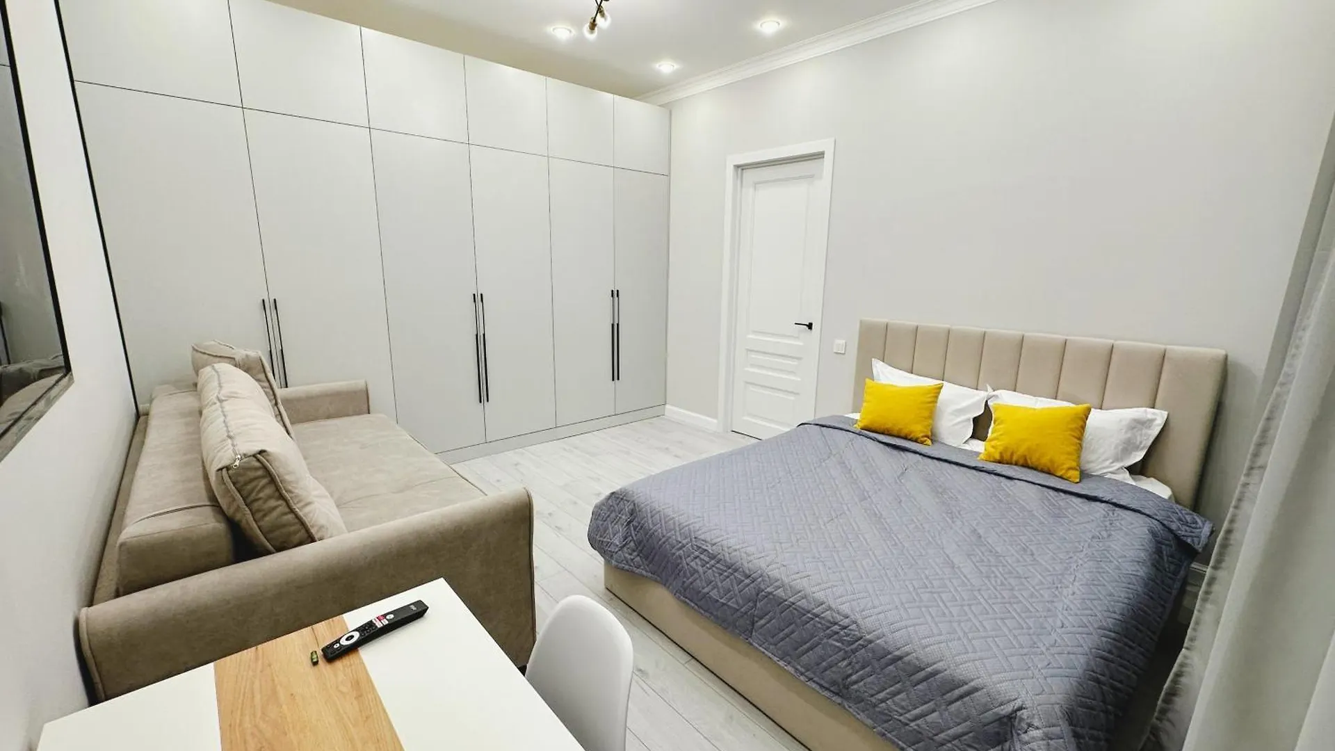 Атмосфера Уюта В Центре Астаны Apartment Nur-Sultan  0*, Nur-Sultan (Astana) Kazakhstan